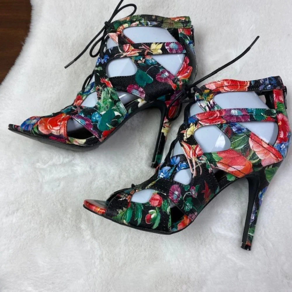 Madden Girl Dita Floral Lace‎ Up Stilettos Open Toe Heels, size 8